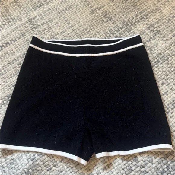 L'Academie Marianna Lida Knit Shorts - Picture 4 of 6